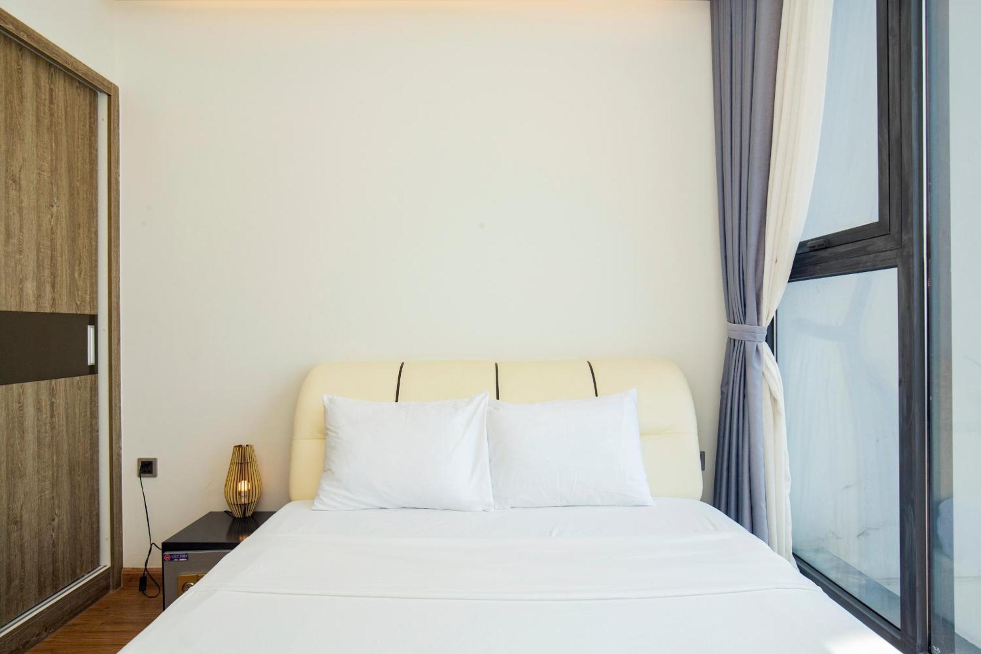 Apartment Investland- Vinhomes Metropolis One, Two, Three, Four Bedrooms