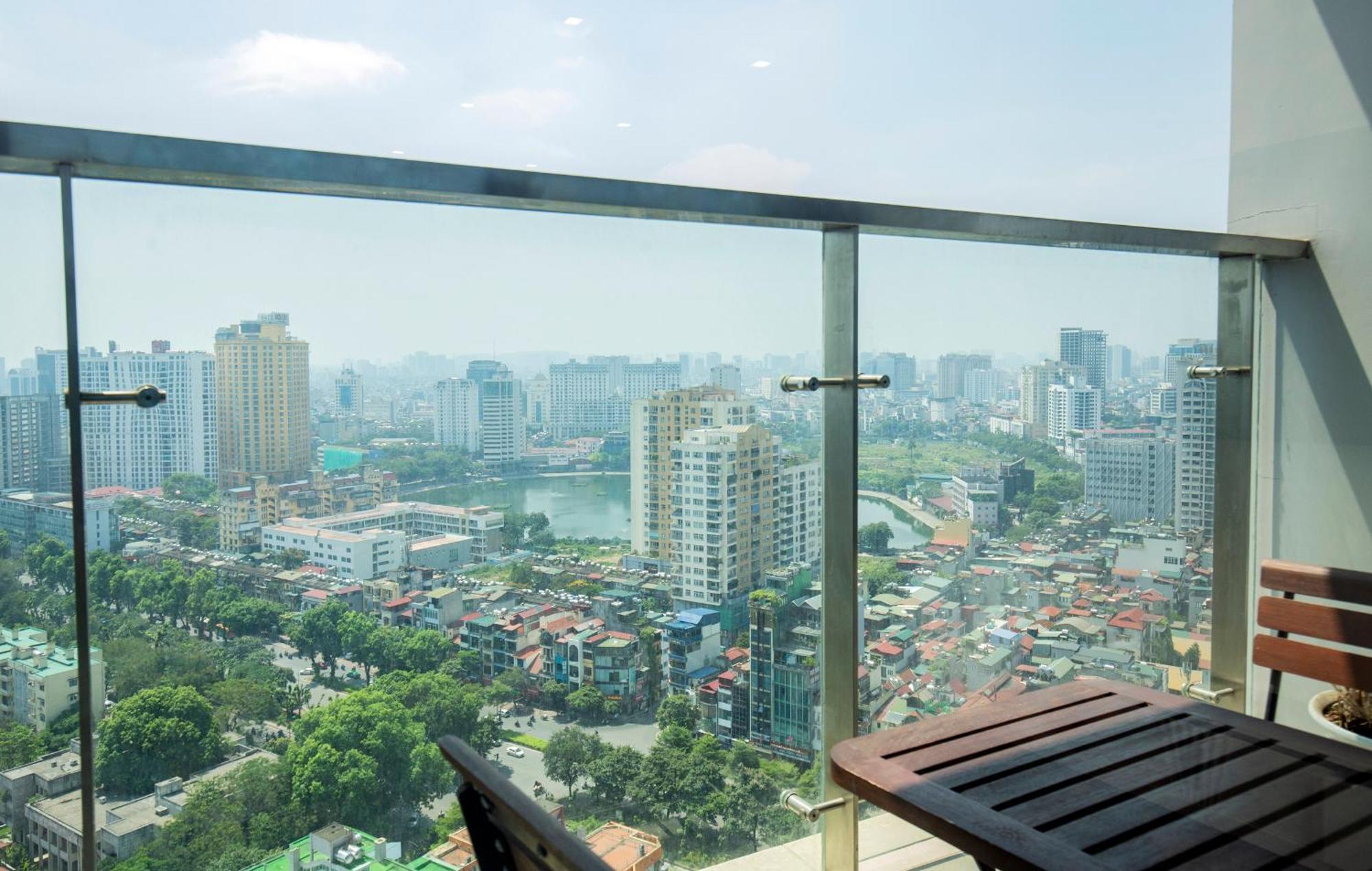Apartment Investland- Vinhomes Metropolis One, Two, Three, Four Bedrooms *