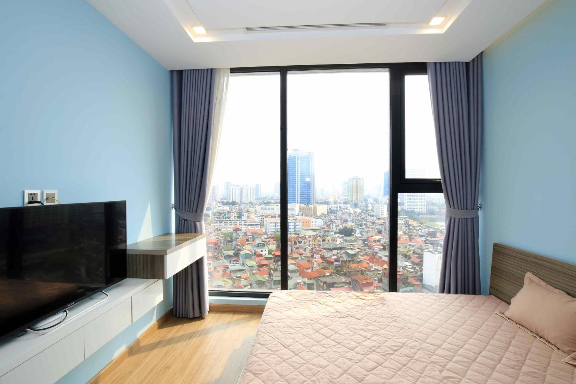 Apartment Investland- Vinhomes Metropolis One, Two, Three, Four Bedrooms Hanoi