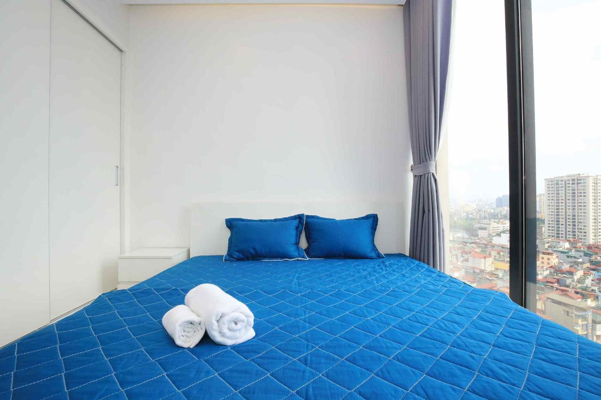 Investland- Vinhomes Metropolis One, Two, Three, Four Bedrooms Apartment