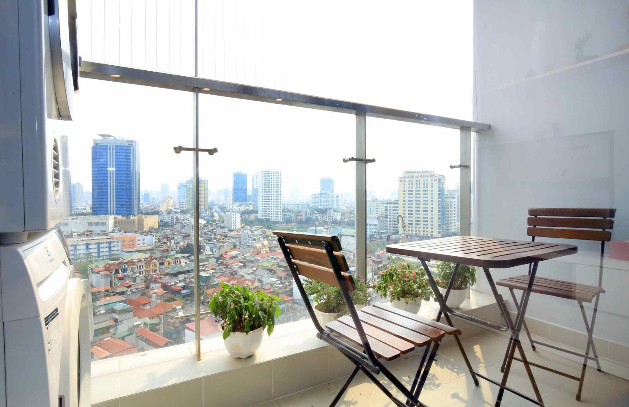 Investland- Vinhomes Metropolis One, Two, Three, Four Bedrooms *