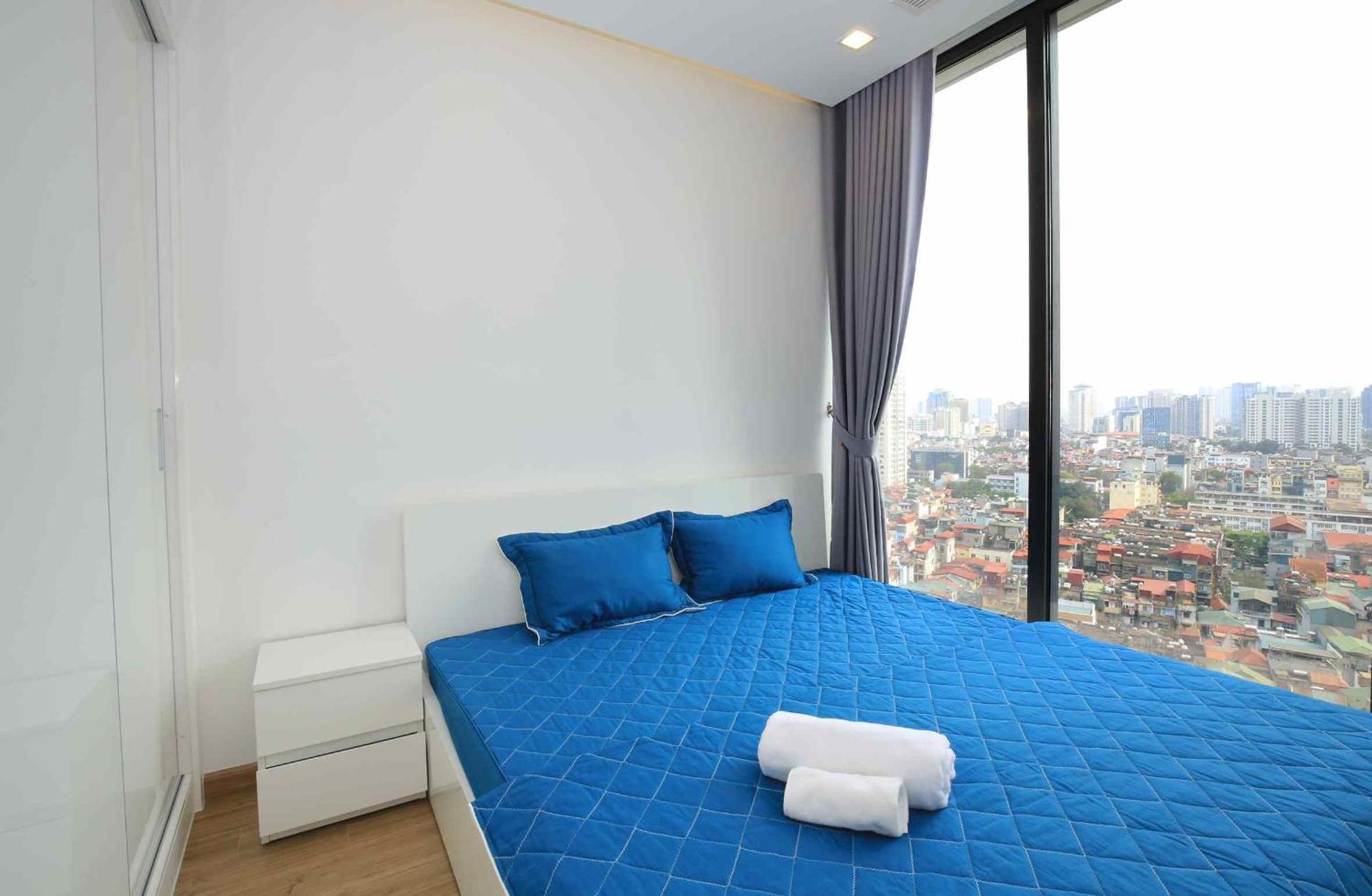 Investland- Vinhomes Metropolis One, Two, Three, Four Bedrooms Apartment