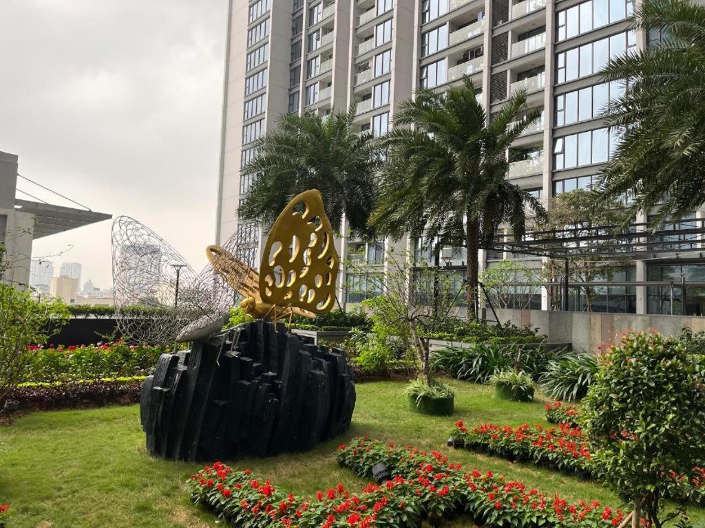 Investland- Vinhomes Metropolis One, Two, Three, Four Bedrooms Apartment
