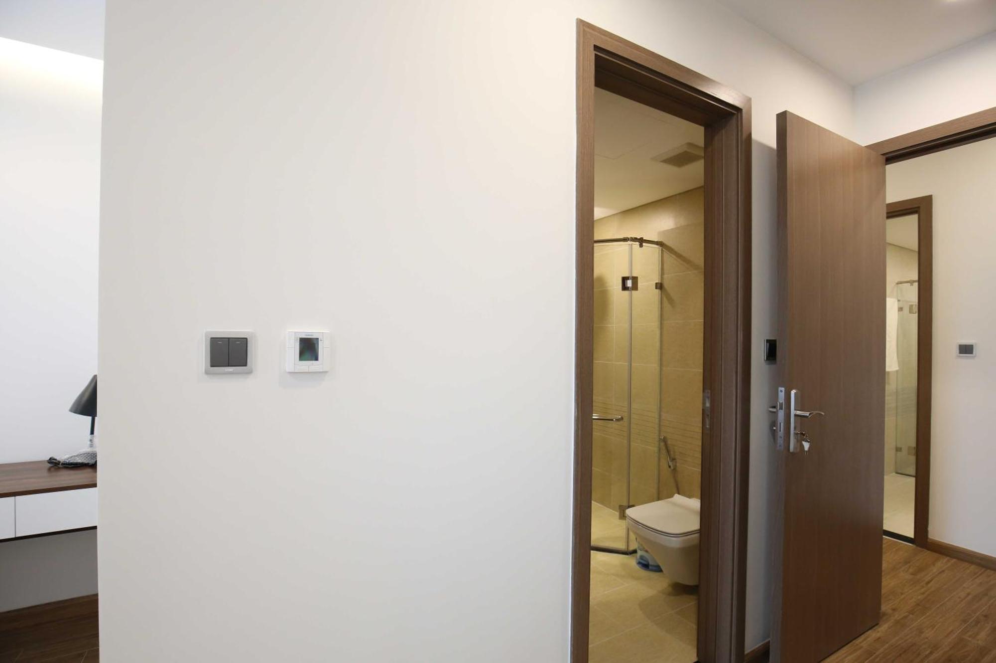 Apartment Investland- Vinhomes Metropolis One, Two, Three, Four Bedrooms *